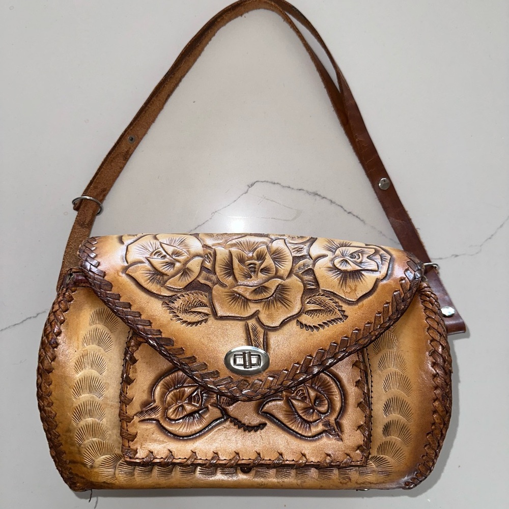 Vintage hand tooled Leather Floral Handbag
